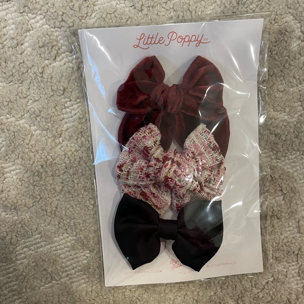 Little Poppy Co November 2022 tweed original on clips baby toddler girl bow bo